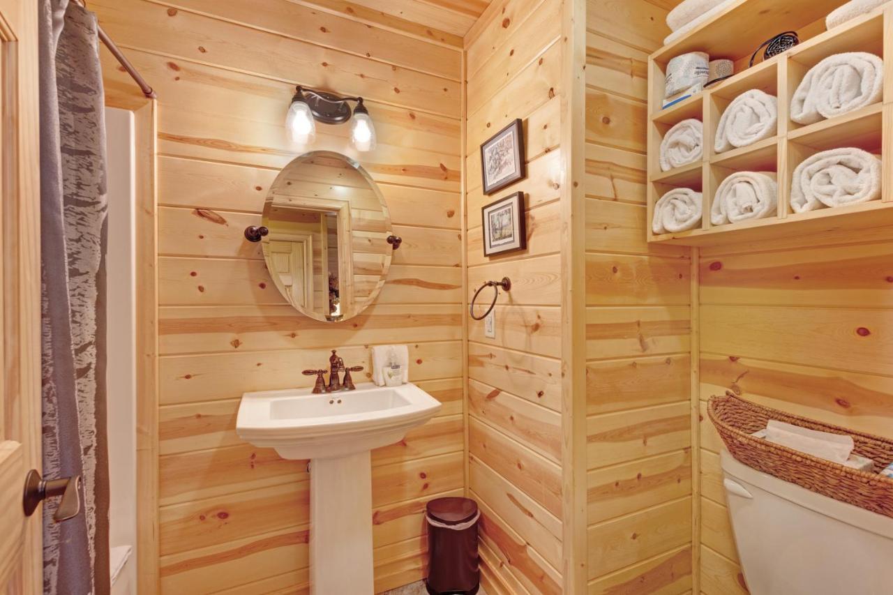 Kingfisher Cove Cabin 2 Saugatuck Extérieur photo